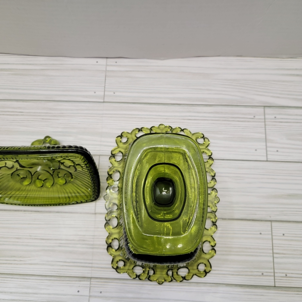 Indiana Glass Open Lace Edge Pedestal Candy Dush Avocado Green With Lid VTG - Picture 6 of 14